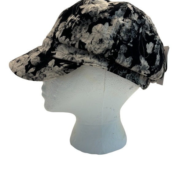 NWT Apt.9 black/white floral newsboy cap. OS - Picture 2 of 8